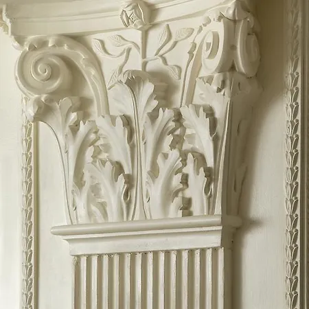 Suites Rome Affittacamere 4*