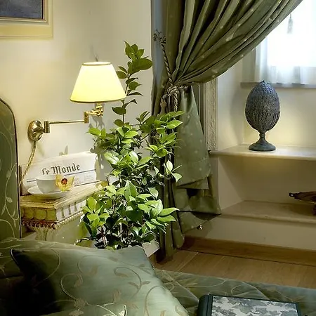 Guest house Suites Rome 4*