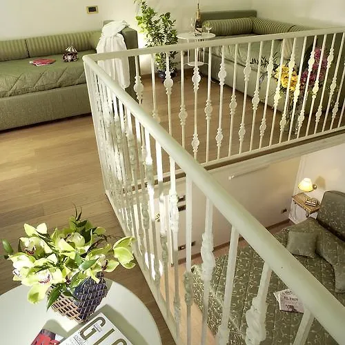 Maison d'hôtes Suites Rome 4*