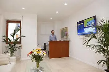 Casa de hóspedes Suites Rome 4*